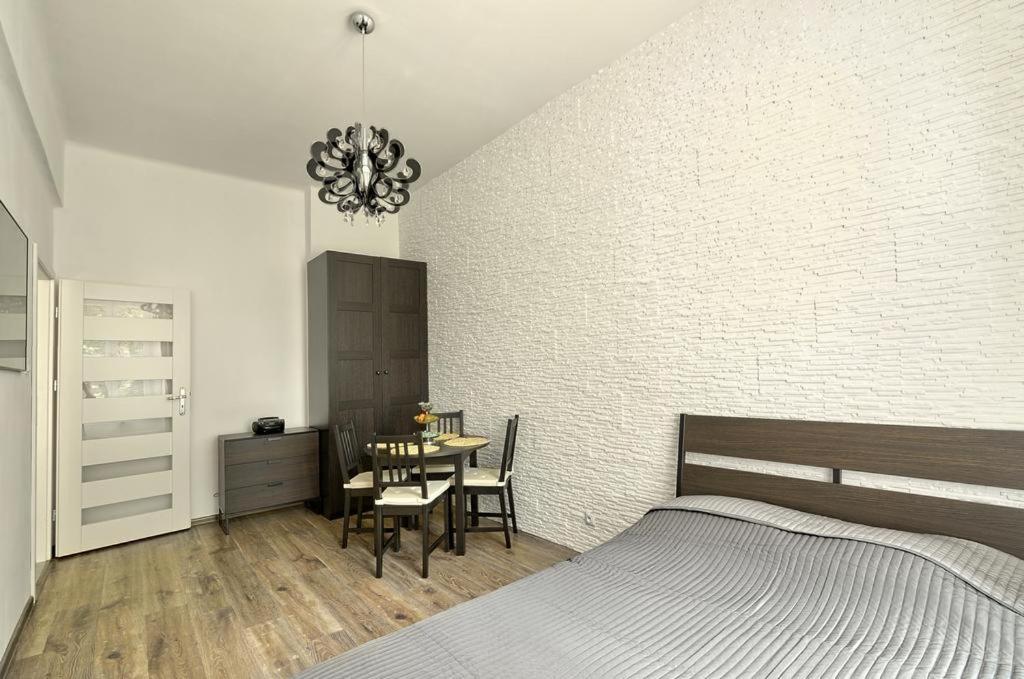Apartament W Centrum :) Cracovia Esterno foto